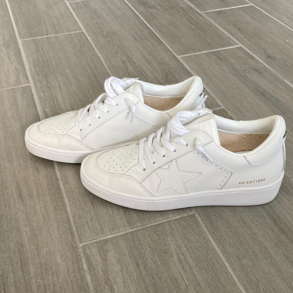 Vintage Havana Denisse crisp white sneaker size 7.5